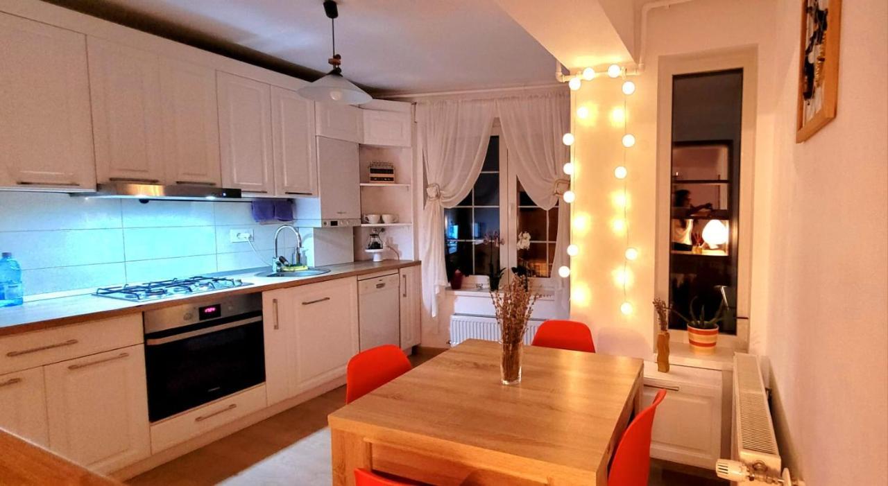 Opera Apart Apartment Brasov Luaran gambar