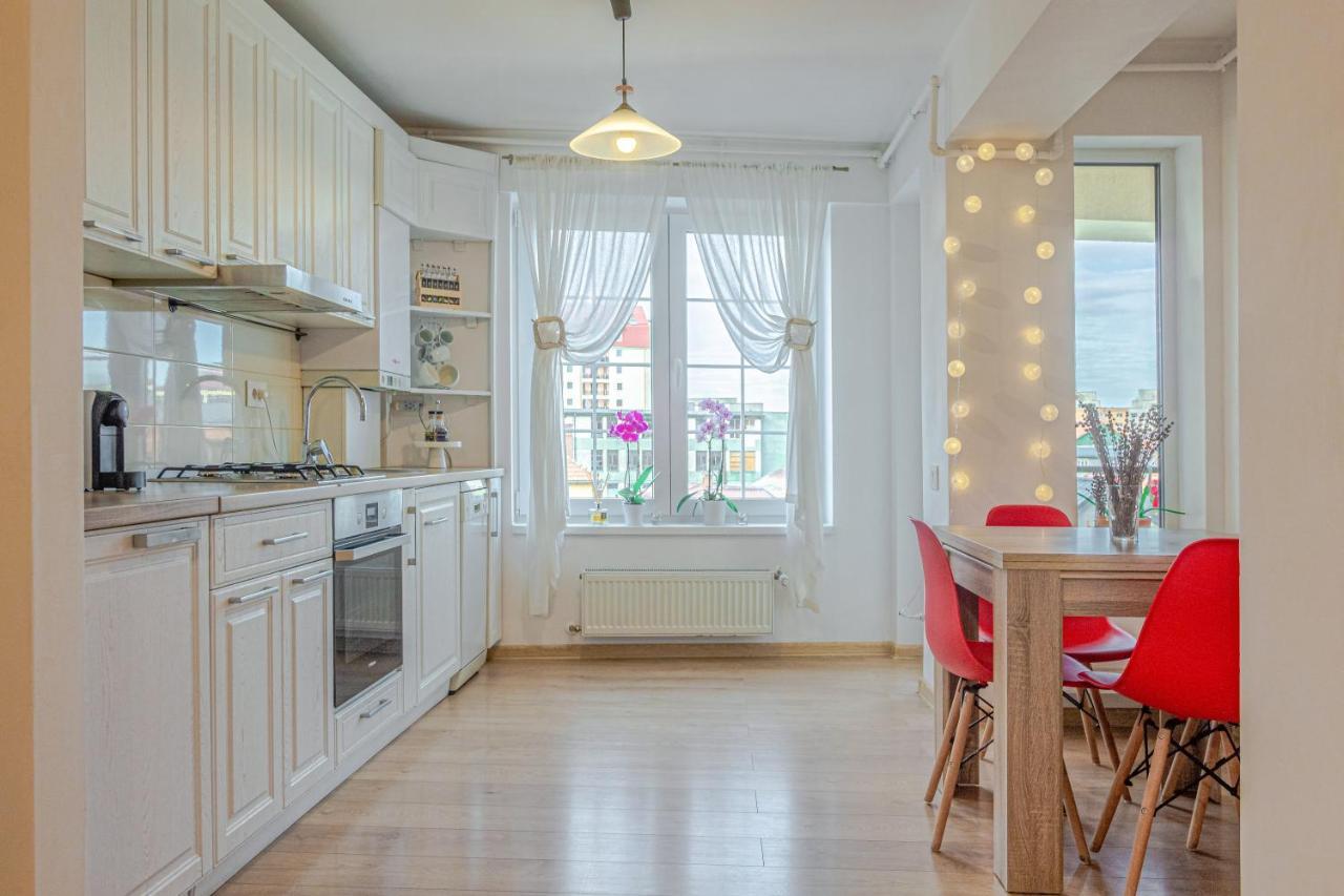 Opera Apart Apartment Brasov Luaran gambar