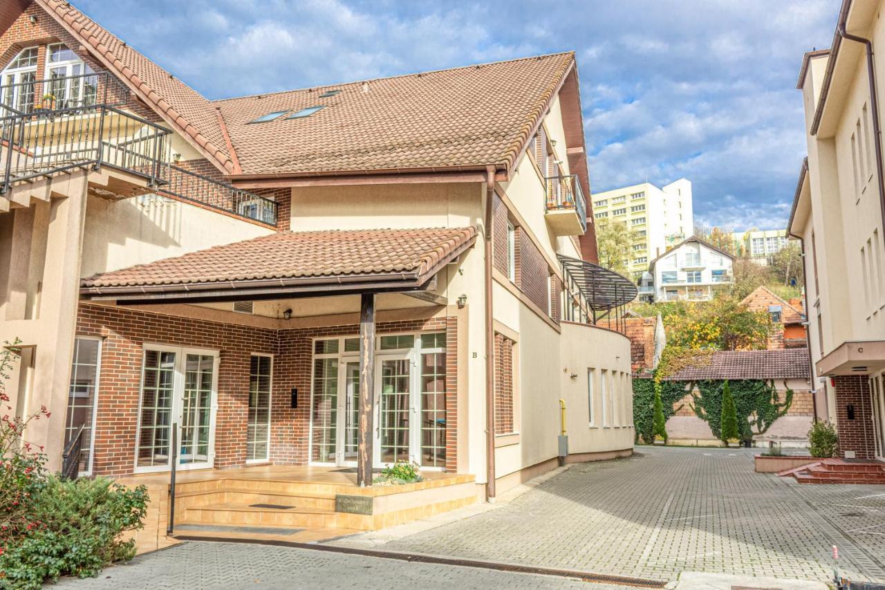 Opera Apart Apartment Brasov Luaran gambar