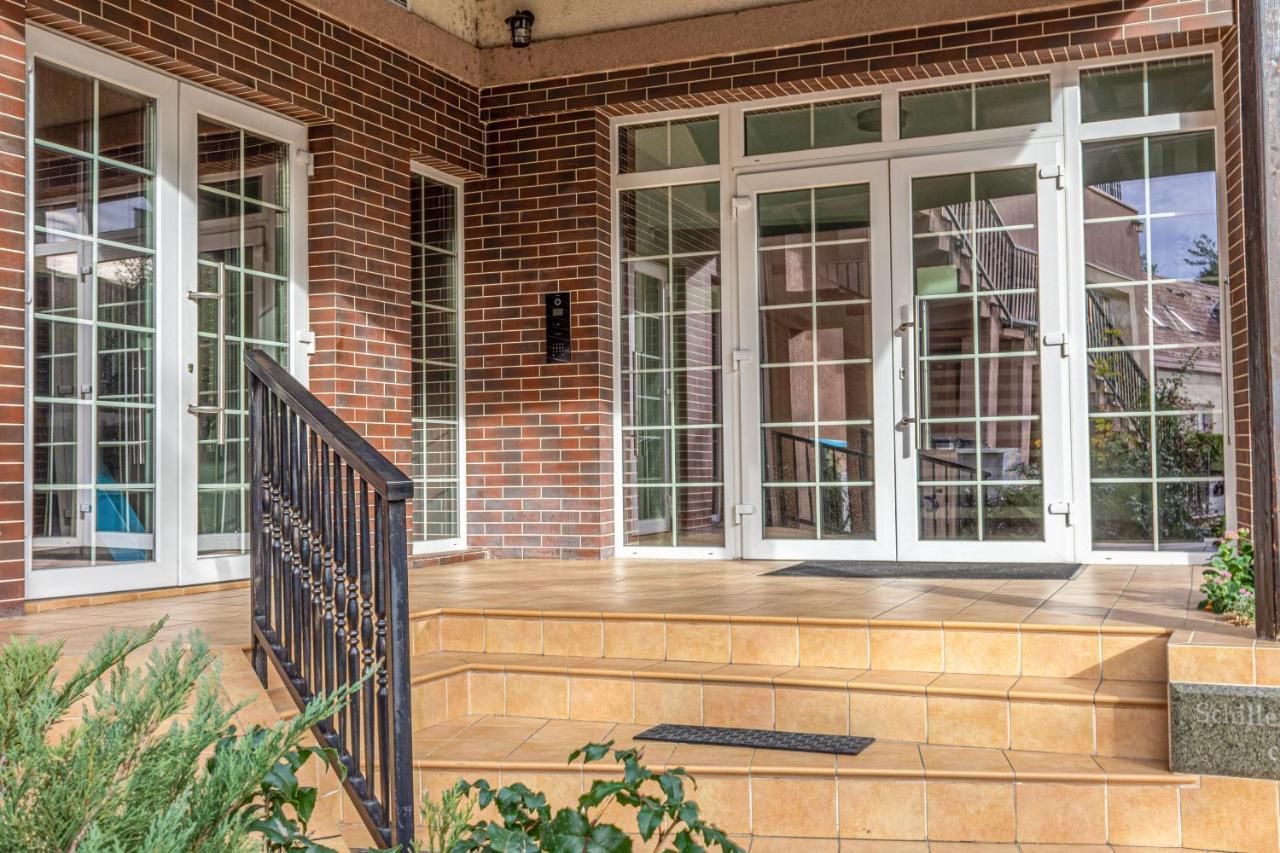 Opera Apart Apartment Brasov Luaran gambar
